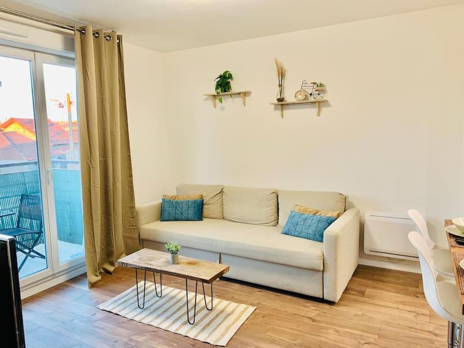 Appartement T2 Ideal Pour Familles Ou Sejour D Affaire Аржантьой Екстериор снимка